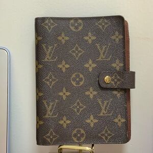 SOLD 🚨‼️ LV Monogram Agenda MM